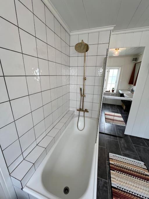 3 Bedroom Full House - Close To Ons & City Centrum Stavanger Luaran gambar